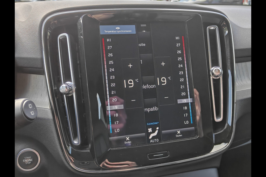 Volvo XC40 T4 211PK Plug-in Hybrid Inscription | PDC V+A | Trekhaak | Camera Achter | ACC | Leder | Stoel/Stuur verwarm. | Elektr. Kofferklep |