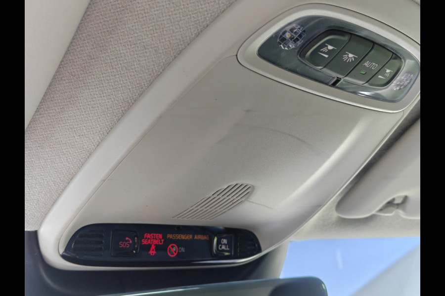 Volvo XC40 T4 211PK Plug-in Hybrid Inscription | PDC V+A | Trekhaak | Camera Achter | ACC | Leder | Stoel/Stuur verwarm. | Elektr. Kofferklep |