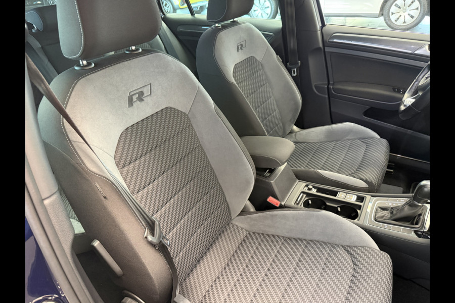 Volkswagen Golf Variant 1.5 TSI Highline Business R NAP ACC/PDC 18'' LM All Season banden Automaat 150PK!