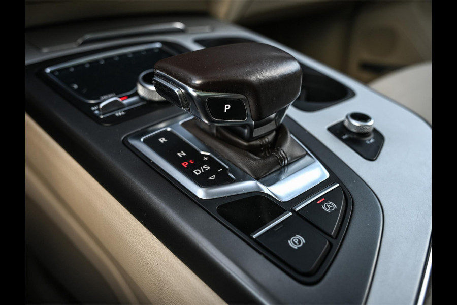 Audi Q7 3.0 TDI e-tron quattro | Panoramadak | NL-Auto | Bose | Camera | Ambiance Interieur | Stoelverwarming | Memory Seat | Trekhaak |