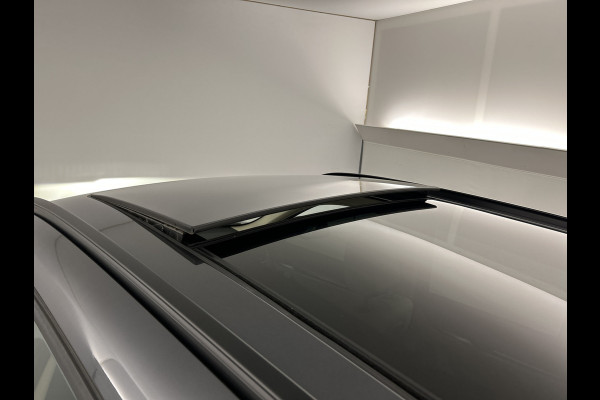 BMW X1 sDrive18i High Exe. Shadow-Line Pano-dak/Leder/18'LMV/Navi+ Keyless Start