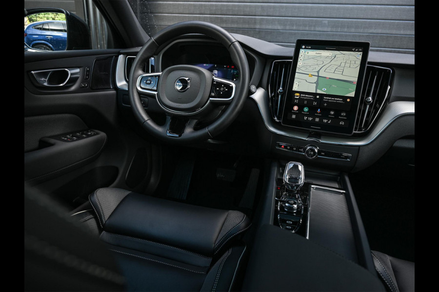 Volvo XC60 2.0 T8 Plug-in hybrid AWD Plus Black Edition | Panoramadak | SOH 100% | HUD | 360 Camera | Harman/Kardon | Pilot Assist | Memory Seats | Stoelverwarming V+A | Trekhaak | Stuurverwarming | Adaptive Cruise |