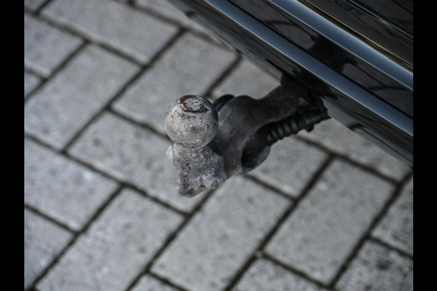 Volvo XC60 2.0 T8 Plug-in hybrid AWD Plus Black Edition | Panoramadak | SOH 100% | HUD | 360 Camera | Harman/Kardon | Pilot Assist | Memory Seats | Stoelverwarming V+A | Trekhaak | Stuurverwarming | Adaptive Cruise |