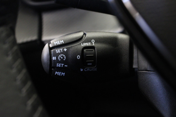 Peugeot 208 1.2 PureTech 75 Active |Carplay|