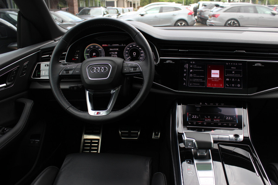 Audi Q8 60 TFSI e quattro Pro Line S Competition / SoH 95,9% / Trekhaak / Panoramadak / 360Camera / Head-up / B&O / Softclose / Achterasbesturing / 23'' / Laser LED / Keyless / Carbon intr. / Massage+Ventilatie / RS Seats / Dodehoek /  DAB