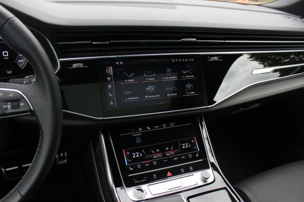 Audi Q8 60 TFSI e quattro Pro Line S Competition / SoH 95,9% / Trekhaak / Panoramadak / 360Camera / Head-up / B&O / Softclose / Achterasbesturing / 23'' / Laser LED / Keyless / Carbon intr. / Massage+Ventilatie / RS Seats / Dodehoek /  DAB