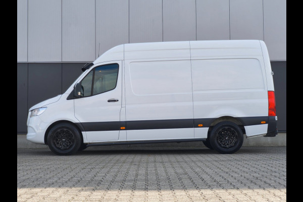 Mercedes-Benz Sprinter 316 RWD AUTOMAAT 3500KG TREKHAAK L2H2 AIRCO CRUISE