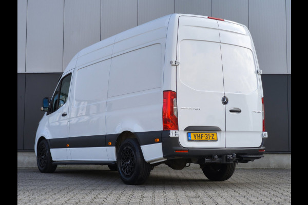 Mercedes-Benz Sprinter 316 RWD AUTOMAAT 3500KG TREKHAAK L2H2 AIRCO CRUISE