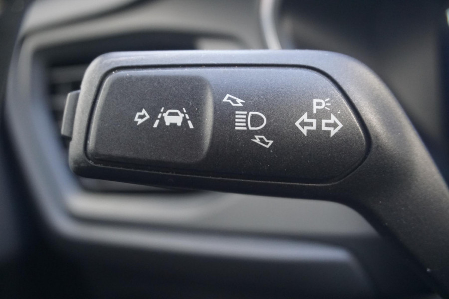 Ford FOCUS Wagon 1.0 125PK EcoB. Hybrid Titanium X Business 1e Eigenaar.