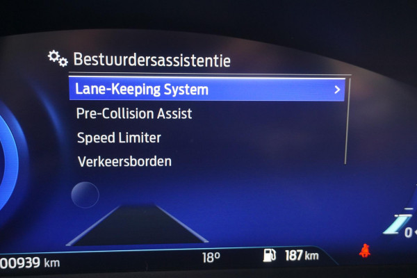 Ford FOCUS Wagon 1.0 125PK EcoB. Hybrid Titanium X Business 1e Eigenaar.
