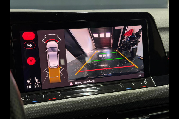 Volkswagen Golf 1.5 eTSI R-Line Pano|Harman|Camera|KeylessGo