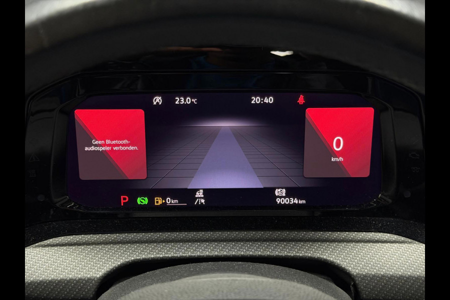 Volkswagen Golf 1.5 eTSI R-Line Pano|Harman|Camera|KeylessGo
