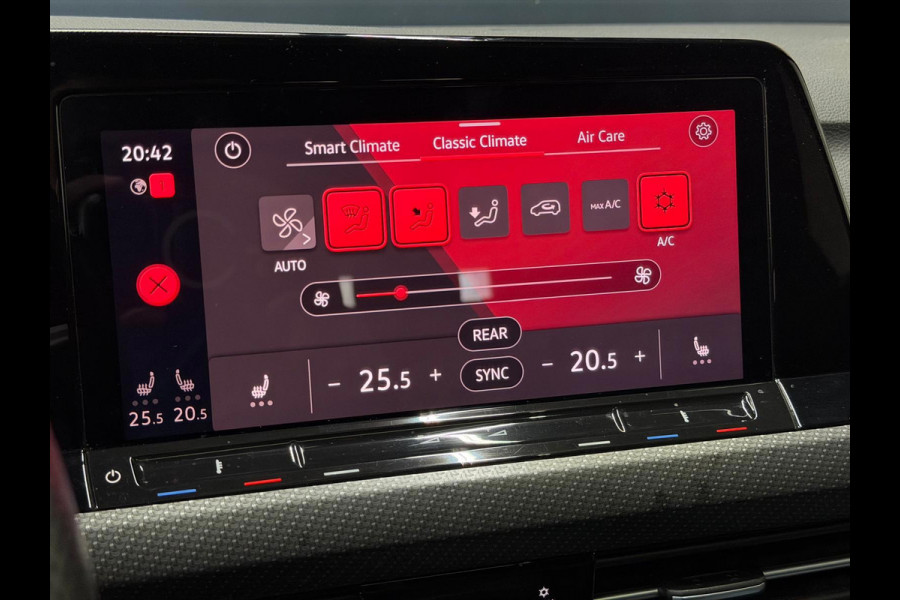 Volkswagen Golf 1.5 eTSI R-Line Pano|Harman|Camera|KeylessGo