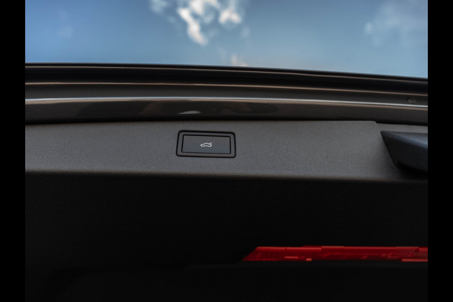 Volkswagen Tiguan 1.5 eTSI 272PK DSG R-Line Edition | Pano | Surround View | Black Pack | BTW