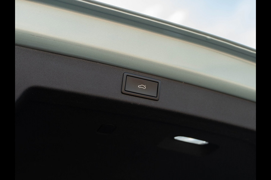 Škoda ENYAQ iV 80 Business Edition | SOH 93% | WLTP 497KM | Surround View | Alcantara Pack | ACC