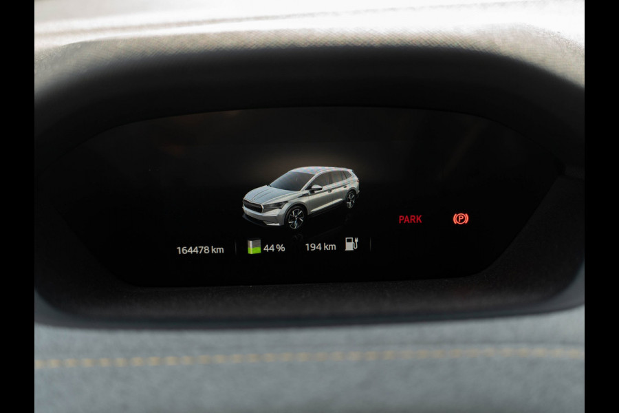 Škoda ENYAQ iV 80 Business Edition | SOH 93% | WLTP 497KM | Surround View | Alcantara Pack | ACC