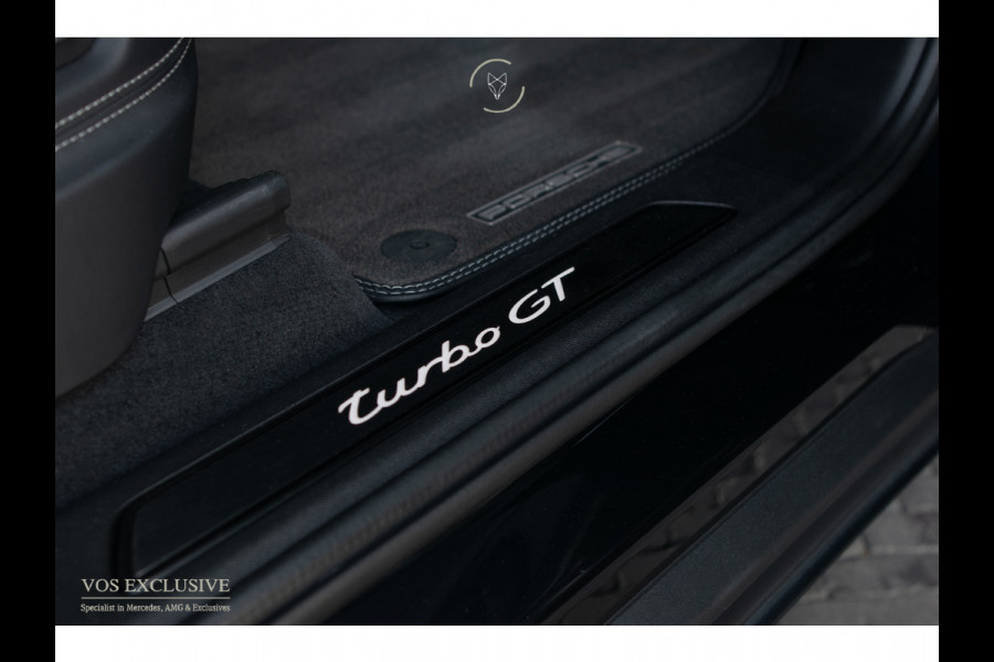 Porsche Cayenne Coupé 4.0 Turbo GT Carbon|Manufaktur|Ceramic|Burmester 3D|Stoelventilatie|18-voudig|Innodrive|Softclose|360°|Keyless|HUD|Approved t/m 06-08-2027|New service