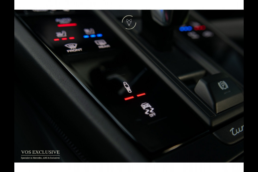 Porsche Cayenne Coupé 4.0 Turbo GT Carbon|Manufaktur|Ceramic|Burmester 3D|Stoelventilatie|18-voudig|Innodrive|Softclose|360°|Keyless|HUD|Approved t/m 06-08-2027|New service