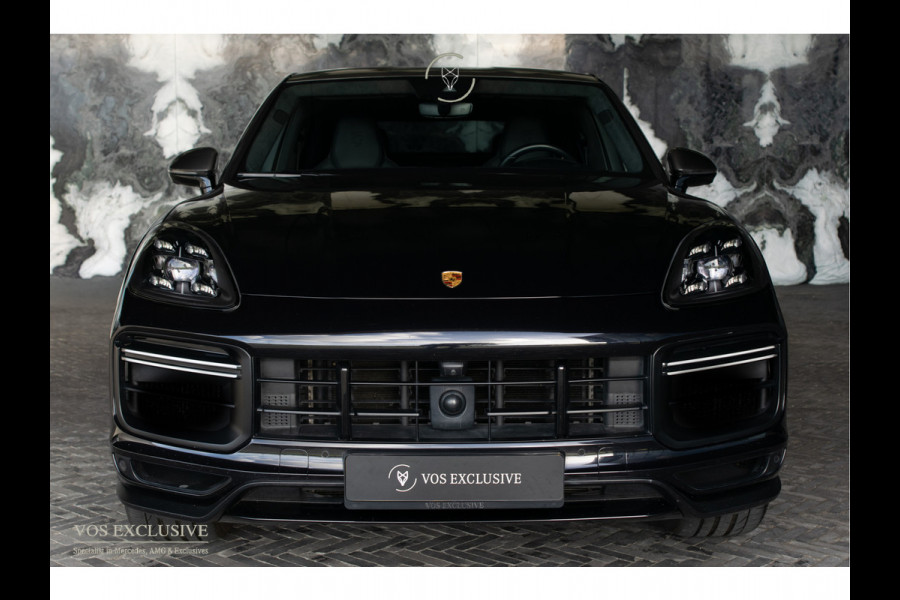 Porsche Cayenne Coupé 4.0 Turbo GT Carbon|Manufaktur|Ceramic|Burmester 3D|Stoelventilatie|18-voudig|Innodrive|Softclose|360°|Keyless|HUD|Approved t/m 06-08-2027|New service