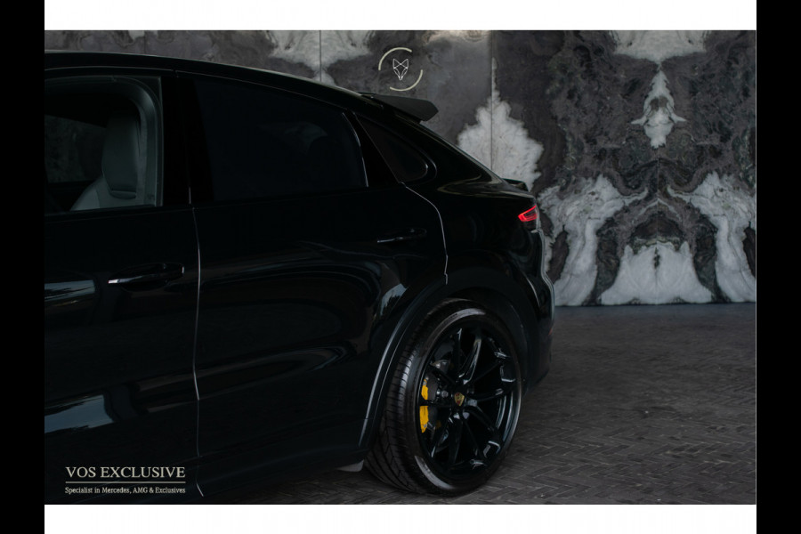 Porsche Cayenne Coupé 4.0 Turbo GT Carbon|Manufaktur|Ceramic|Burmester 3D|Stoelventilatie|18-voudig|Innodrive|Softclose|360°|Keyless|HUD|Approved t/m 06-08-2027|New service
