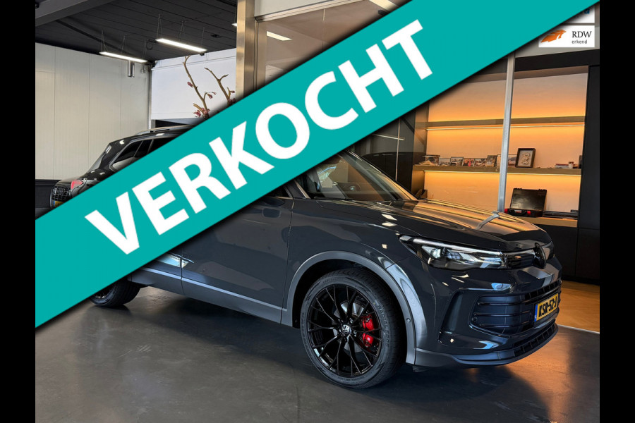 Volkswagen Tiguan 1.5 eTSI Panorama Sfeerverl. Blackstyle 1e eigenaar