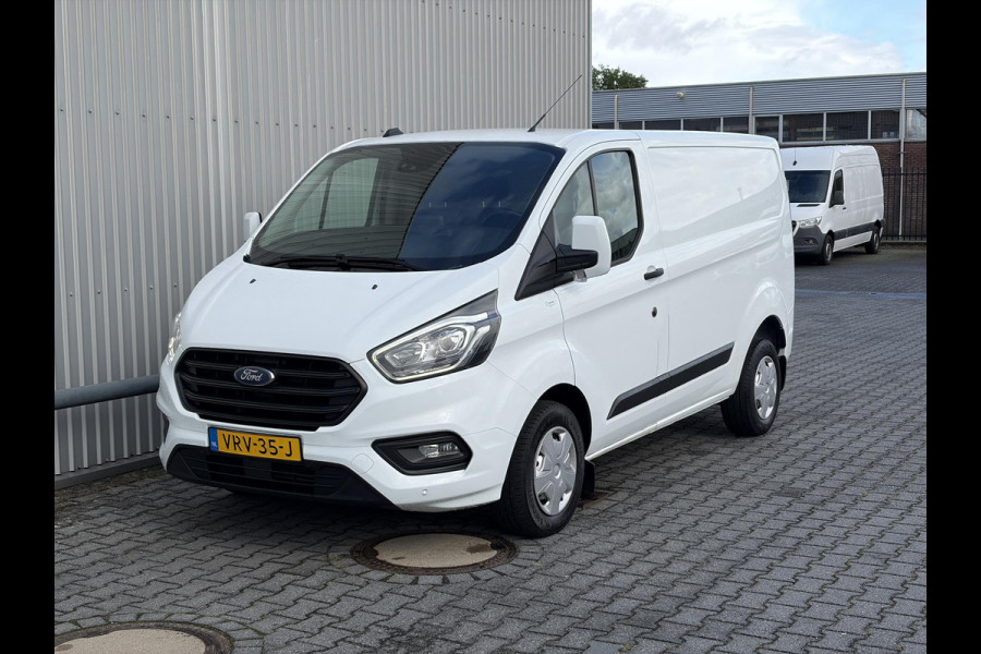 Ford Transit Custom 280 2.0 TDCI L1H1*HAAK*CAM*CRUISE*A/C*3-PERS*NAVI*