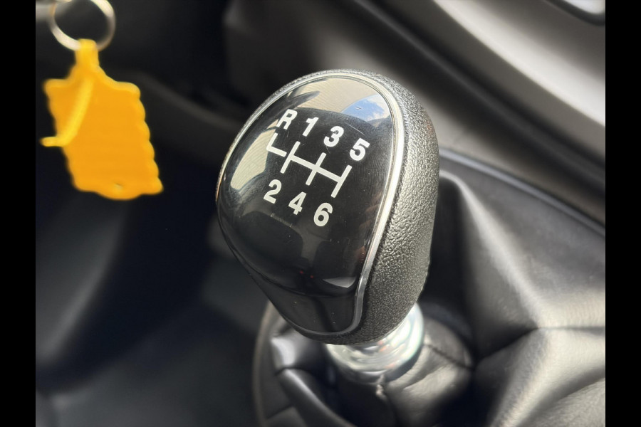 Ford Transit Custom 280 2.0 TDCI L1H1*HAAK*CAM*CRUISE*A/C*3-PERS*NAVI*
