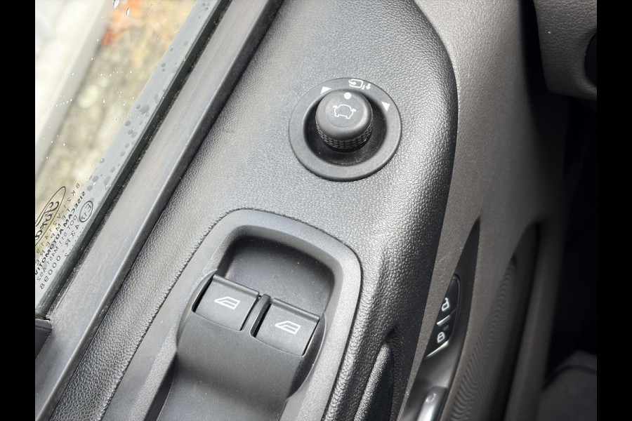 Ford Transit Custom 280 2.0 TDCI L1H1*HAAK*CAM*CRUISE*A/C*3-PERS*NAVI*