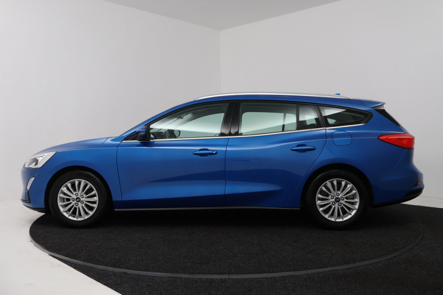 Ford FOCUS Wagon 1.5 EcoBoost Titanium Business (STOEL/STUUR VERWARMING, TREKHAAK, NAVIGATIE, PARKEERSENSOREN)