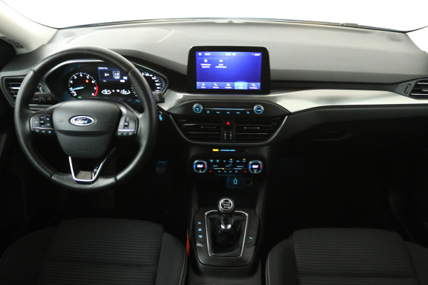 Ford FOCUS Wagon 1.5 EcoBoost Titanium Business (STOEL/STUUR VERWARMING, TREKHAAK, NAVIGATIE, PARKEERSENSOREN)