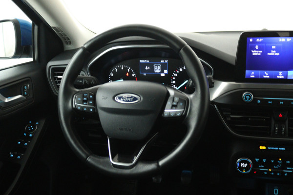 Ford FOCUS Wagon 1.5 EcoBoost Titanium Business (STOEL/STUUR VERWARMING, TREKHAAK, NAVIGATIE, PARKEERSENSOREN)