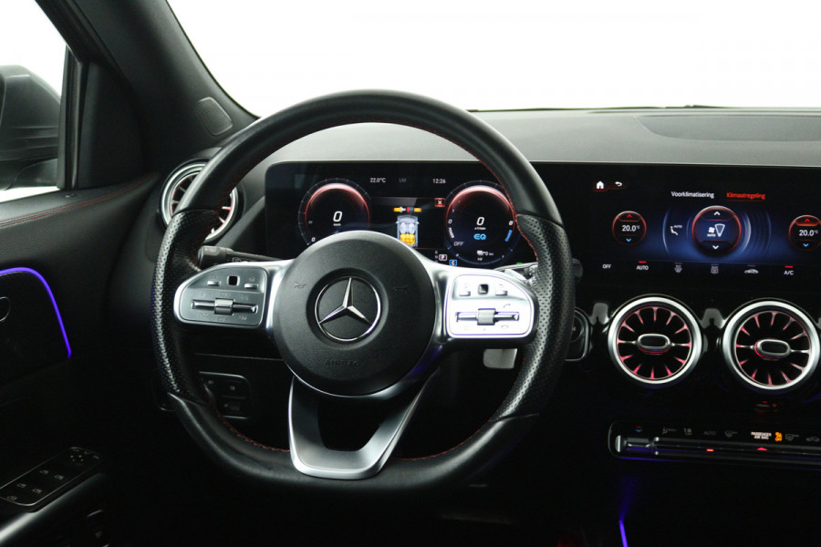 Mercedes-Benz GLA 250 e Progressive (SFEERVERLICHTING, STOELVERWARMING, NAVIGATIE, PARKEERSENSOREN)