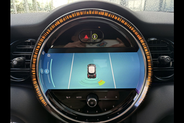 MINI 5-deurs 1.5 Cooper 136pk Bns.Edition 5-drs. NAVI/CARPLAY/CLIMA/CRUISE/PDC/LED