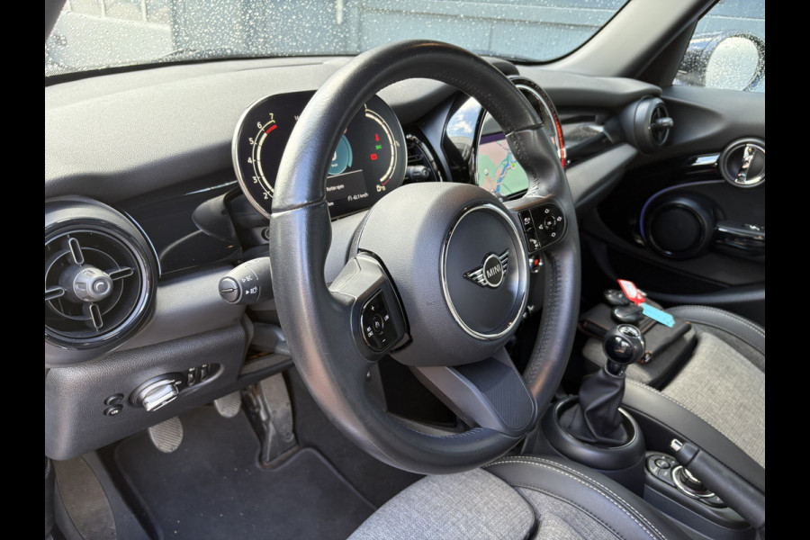 MINI 5-deurs 1.5 Cooper 136pk Bns.Edition 5-drs. NAVI/CARPLAY/CLIMA/CRUISE/PDC/LED