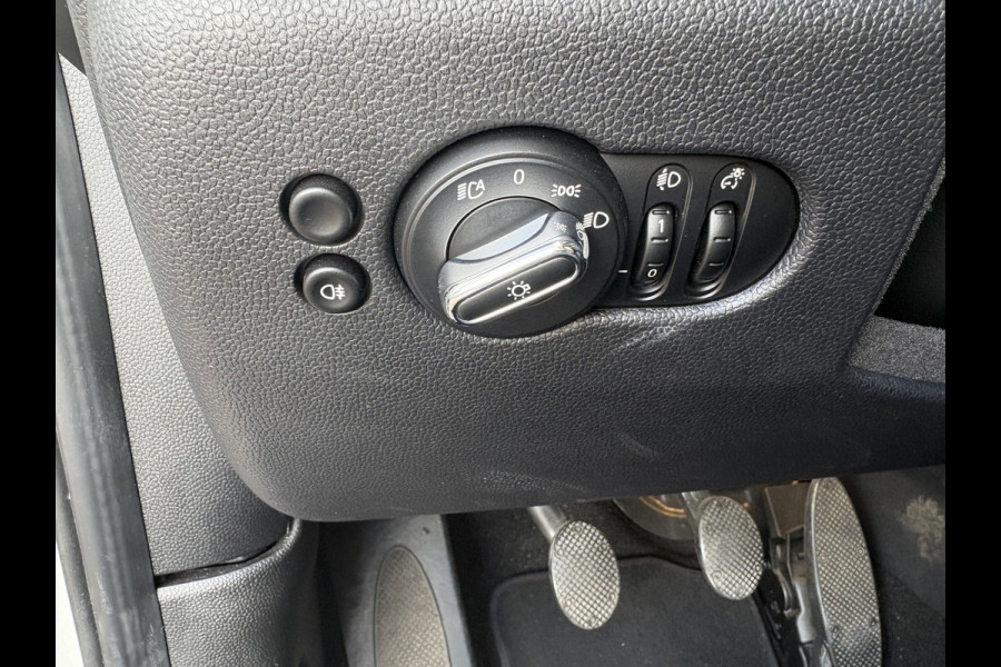 MINI 5-deurs 1.5 Cooper 136pk Bns.Edition 5-drs. NAVI/CARPLAY/CLIMA/CRUISE/PDC/LED