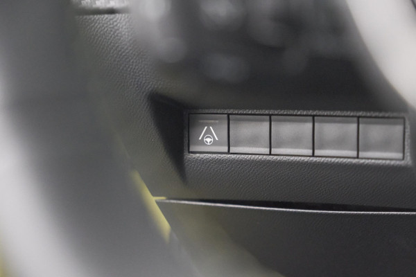 Peugeot e-208 EV GT 51 kWh | 360 Camera | Adaptieve Cruise Control Stop & Go | Alcantara Pakket