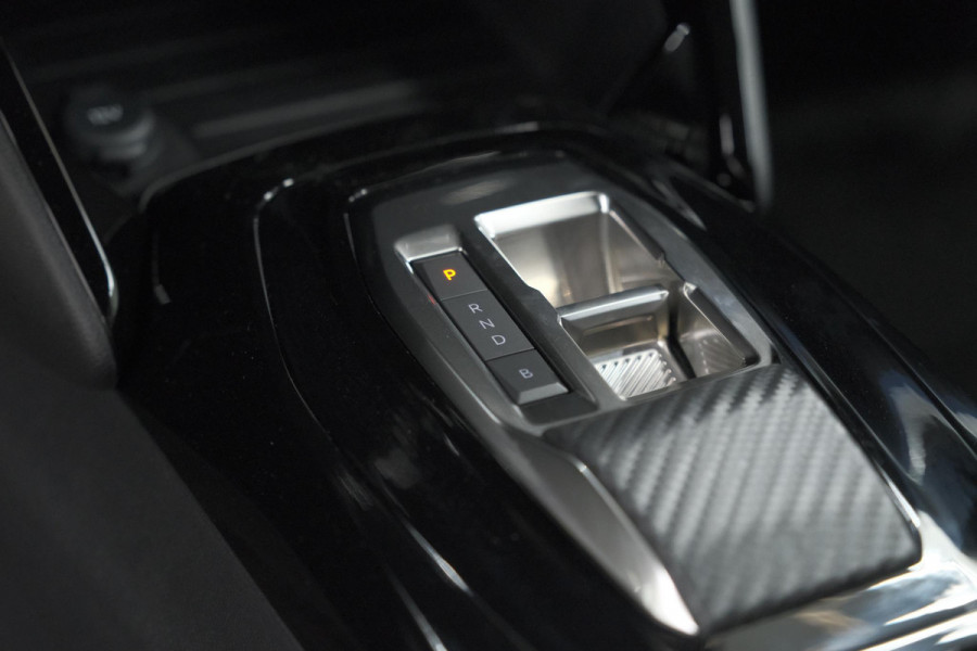 Peugeot e-208 EV GT 51 kWh | 360 Camera | Adaptieve Cruise Control Stop & Go | Alcantara Pakket