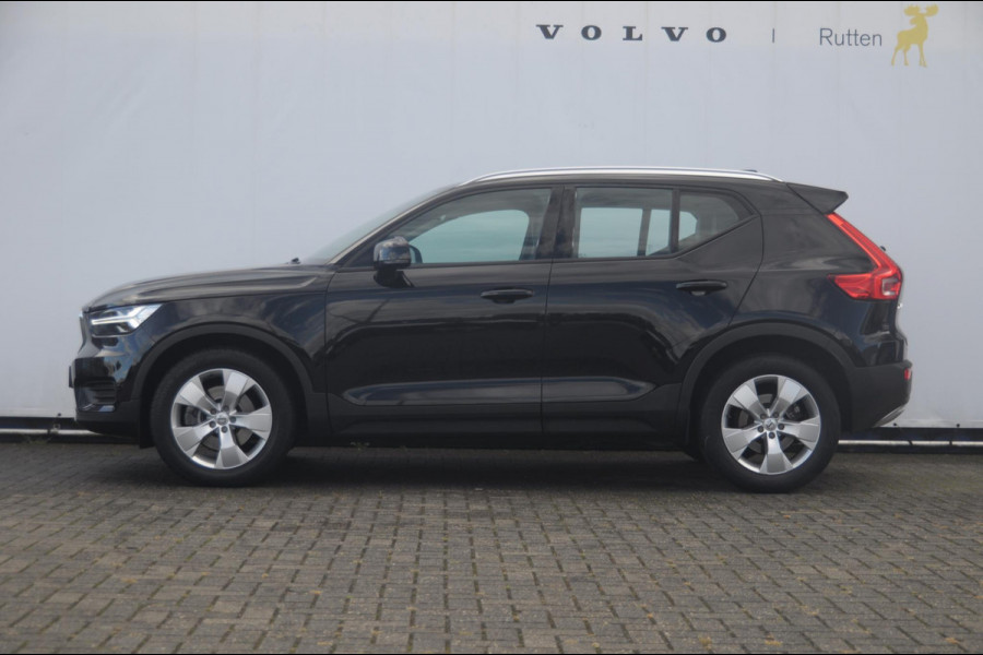Volvo XC40 T4 Momentum Pro Elektrische achterklep / Trekhaak / Harman kardon audio / parkeercamera/ Navigatie/ climate control/ cruise control/ verwarmbare voorstoelen