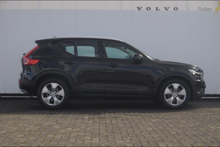 Volvo XC40 T4 Momentum Pro Elektrische achterklep / Trekhaak / Harman kardon audio / parkeercamera/ Navigatie/ climate control/ cruise control/ verwarmbare voorstoelen