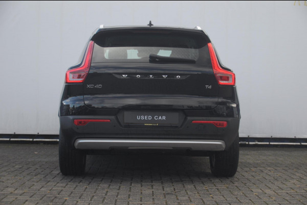 Volvo XC40 T4 Momentum Pro Elektrische achterklep / Trekhaak / Harman kardon audio / parkeercamera/ Navigatie/ climate control/ cruise control/ verwarmbare voorstoelen