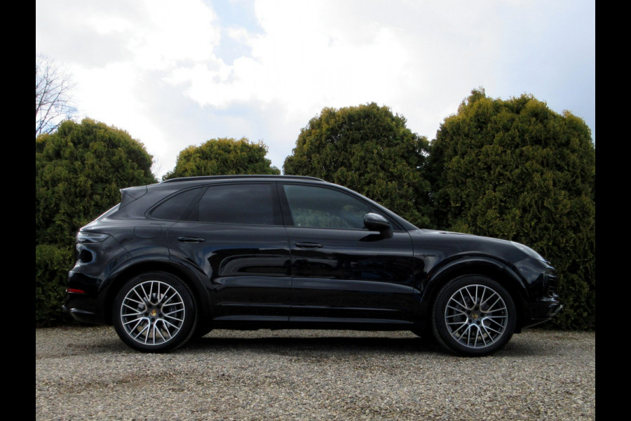Porsche Cayenne 3.0 E-Hybrid * Origineel NL * Garantie * Chrono *