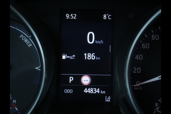 Toyota C-HR 1.8 Hybrid Business CLIMATE | CARPLAY | ADAPCRUISE | DAB | LED | LMV17 | CAMERA | ABS/ASR