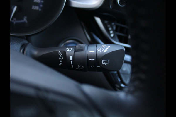 Toyota C-HR 1.8 Hybrid Business CLIMATE | CARPLAY | ADAPCRUISE | DAB | LED | LMV17 | CAMERA | ABS/ASR