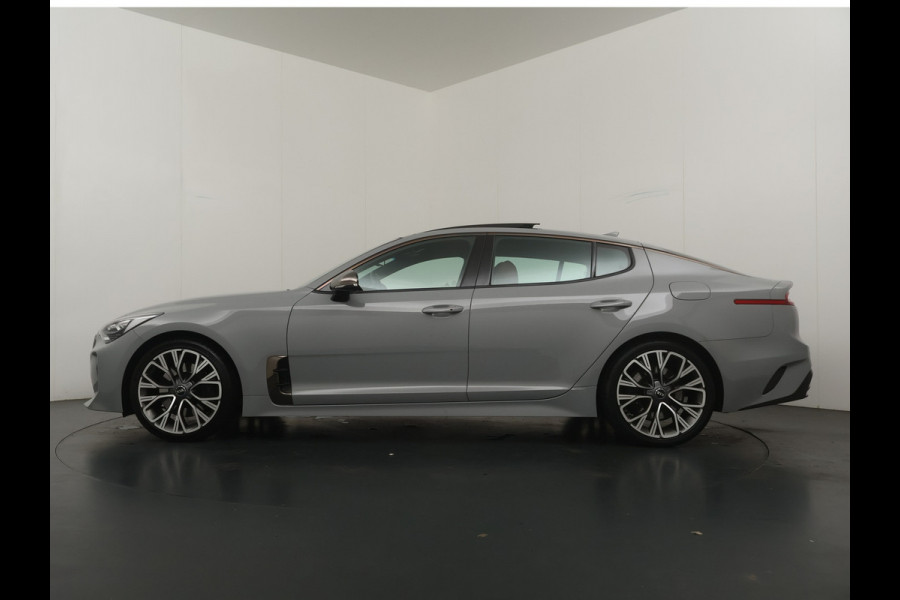 Kia Stinger 2.0 T-GDI GT-Line - GT-Line - Leer -  Automaat - 256 PK - Panorama dak - Perfecte staat -