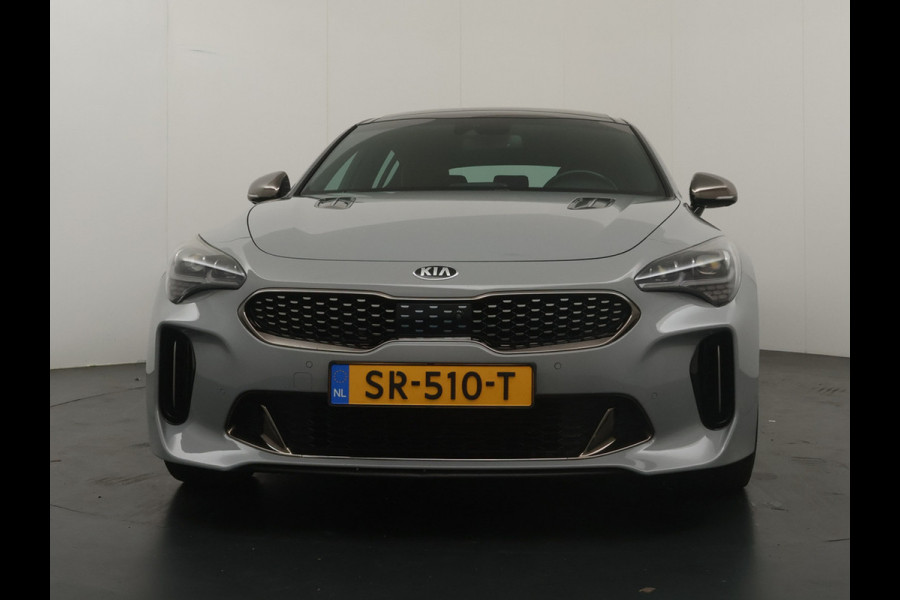 Kia Stinger 2.0 T-GDI GT-Line - GT-Line - Leer -  Automaat - 256 PK - Panorama dak - Perfecte staat -