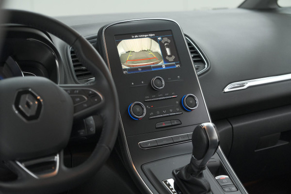 Renault Scénic TCe 140 EDC Limited | Camera | Stoelverwarming | Navigatie | Apple Carplay