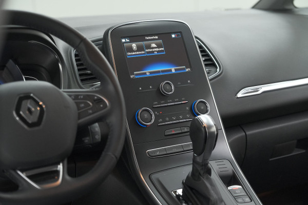 Renault Scénic TCe 140 EDC Limited | Camera | Stoelverwarming | Navigatie | Apple Carplay