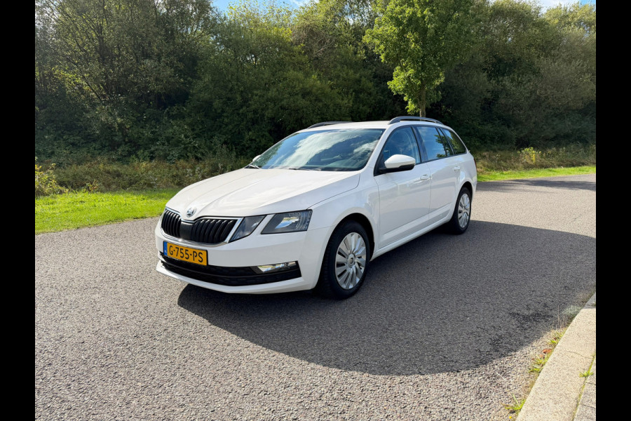 Škoda Octavia Combi 1.6 TDI Greentech Ambition