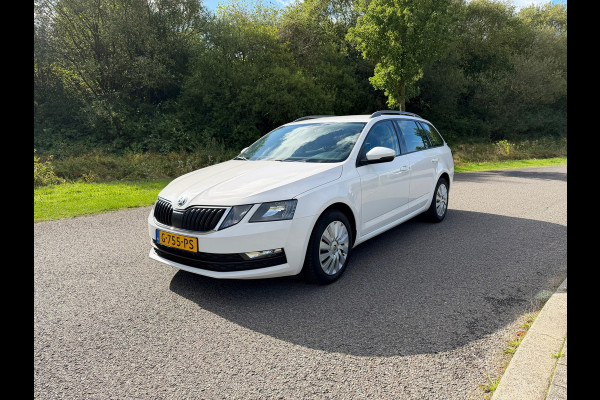 Škoda Octavia Combi 1.6 TDI Greentech Ambition
