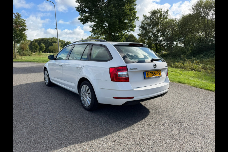 Škoda Octavia Combi 1.6 TDI Greentech Ambition